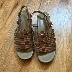 DANSKO Marion Strappy Summer Sandal brown! Size 41
